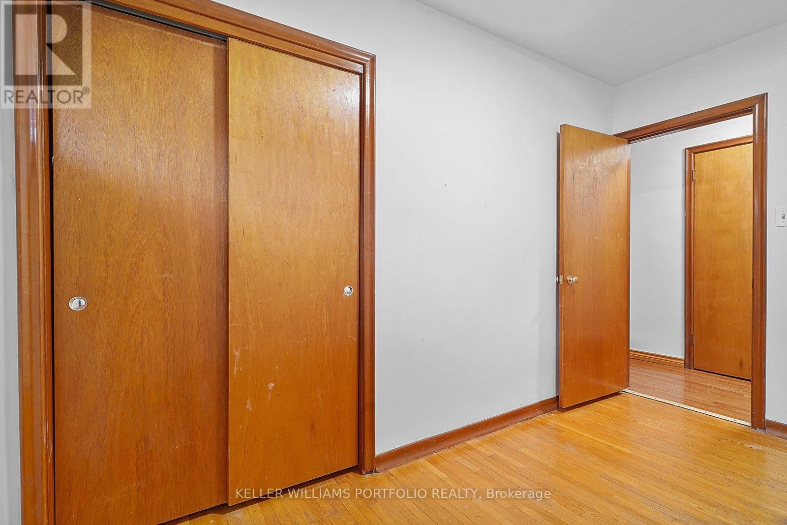 68 ATHABASCA STREET Image 17