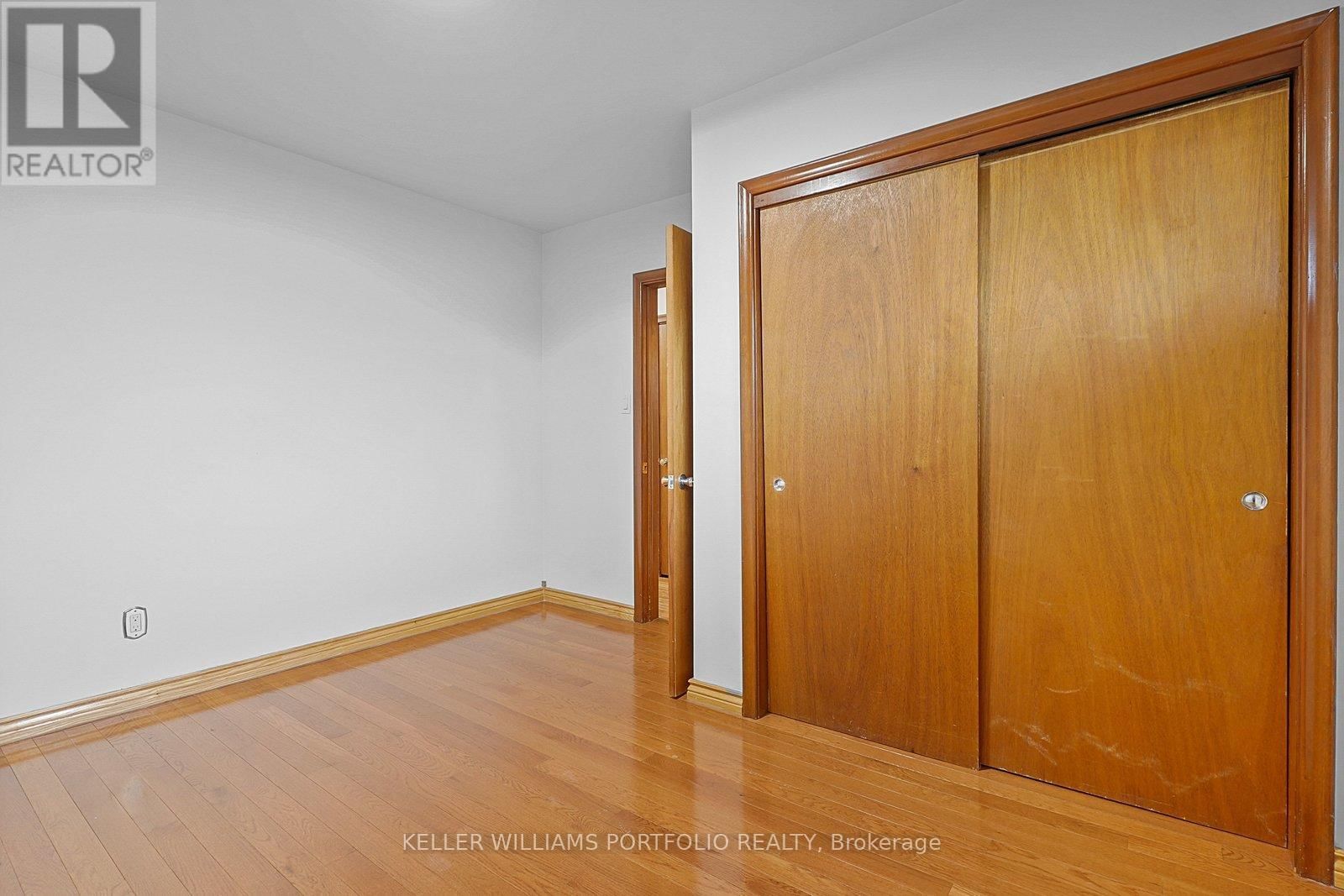 68 ATHABASCA STREET Image 19