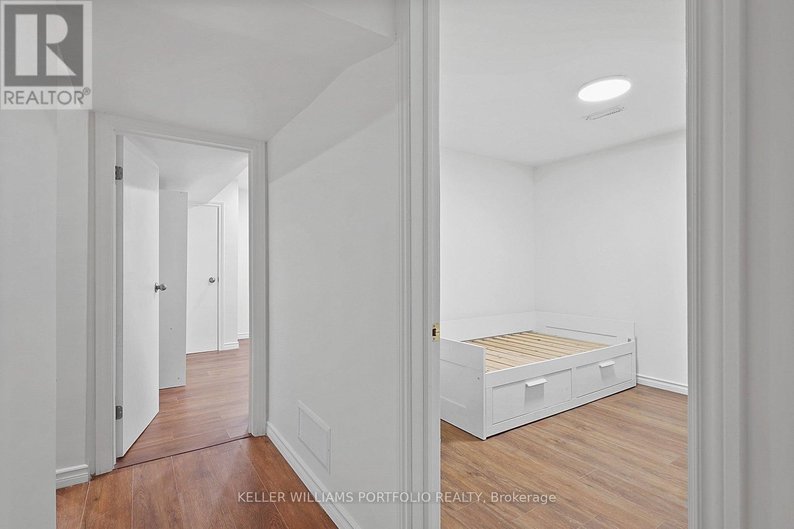 68 ATHABASCA STREET Image 36