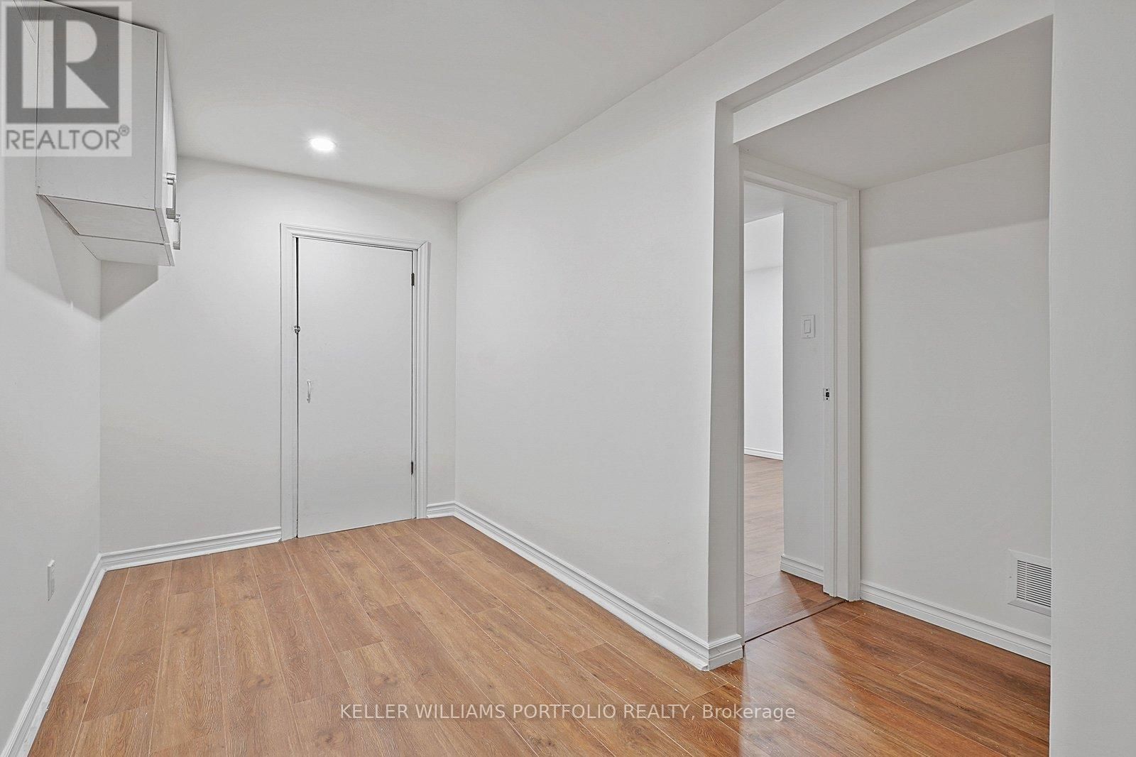 68 ATHABASCA STREET Image 41