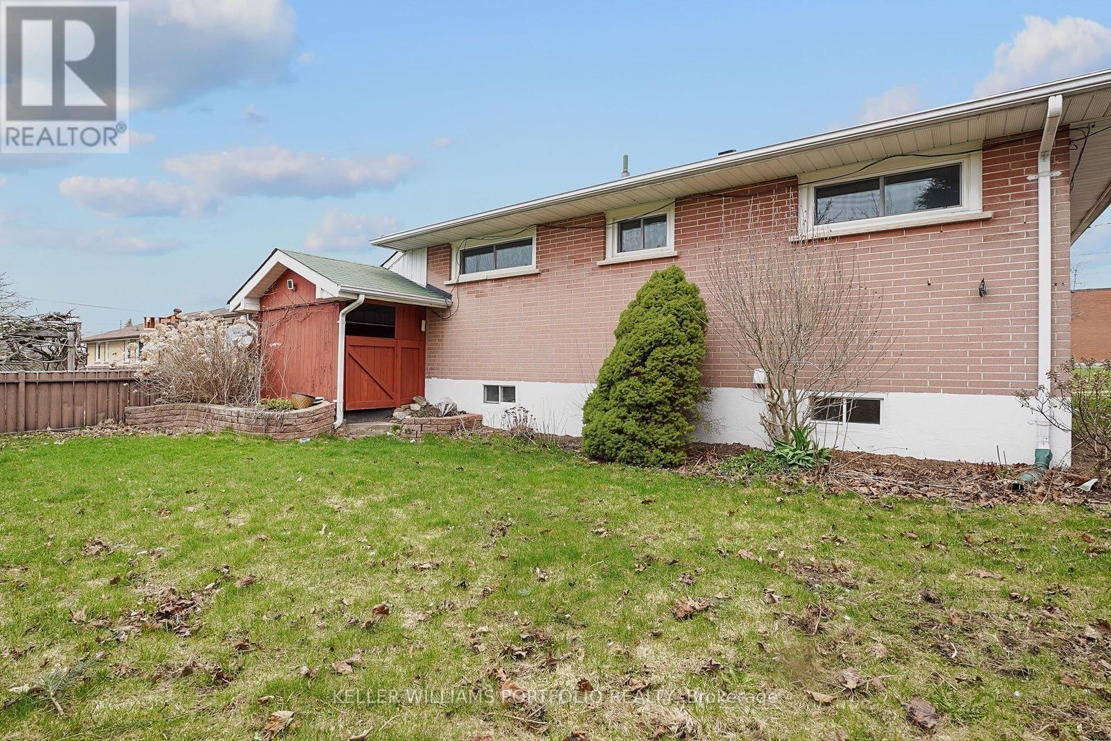 68 ATHABASCA STREET Image 48