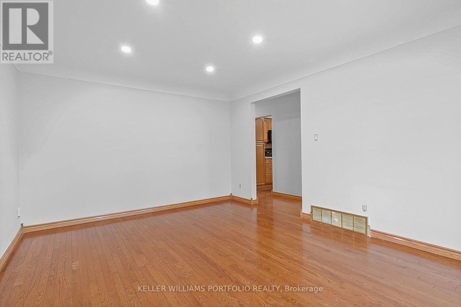 68 ATHABASCA STREET Image 5