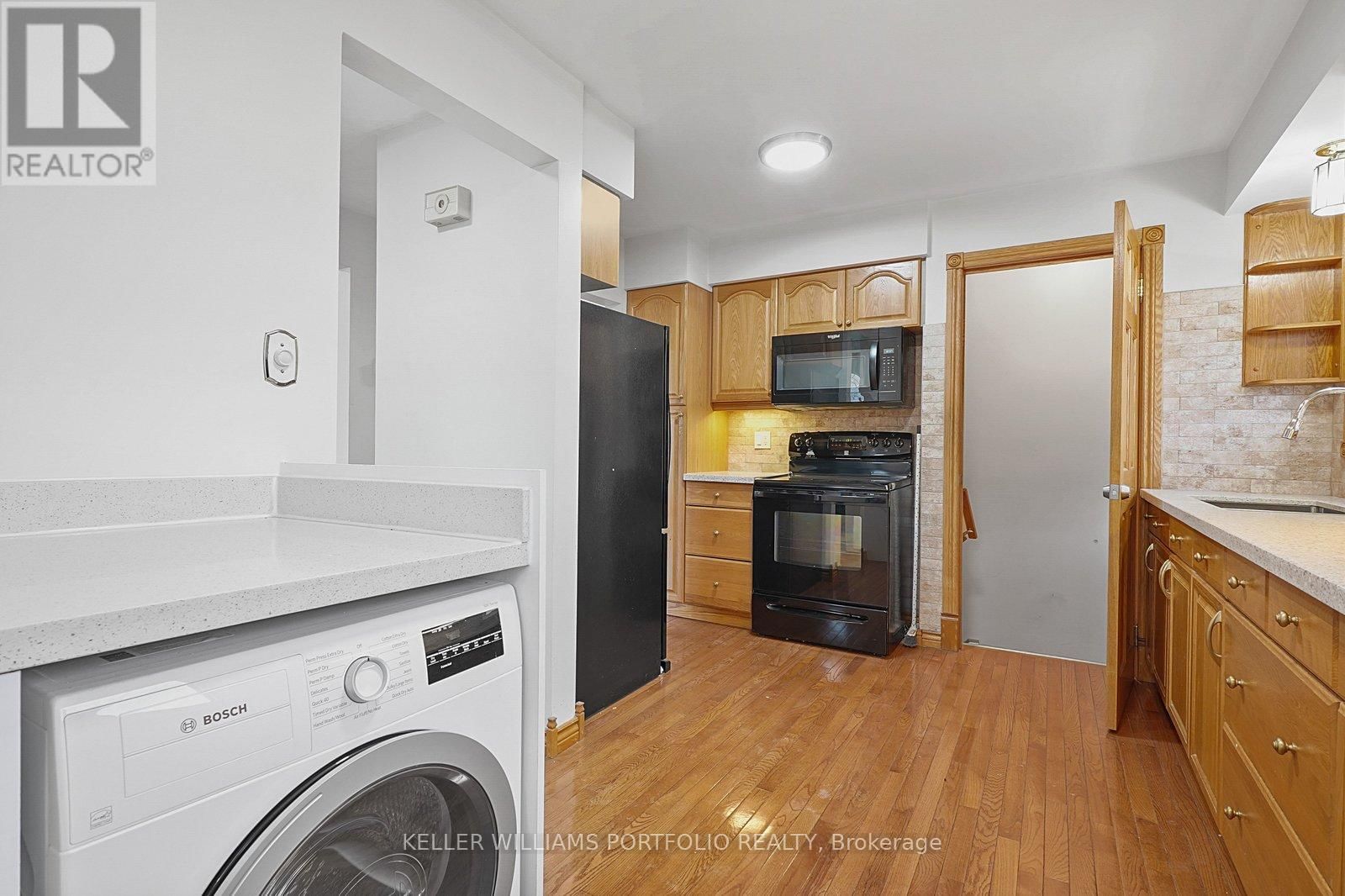 68 ATHABASCA STREET Image 8