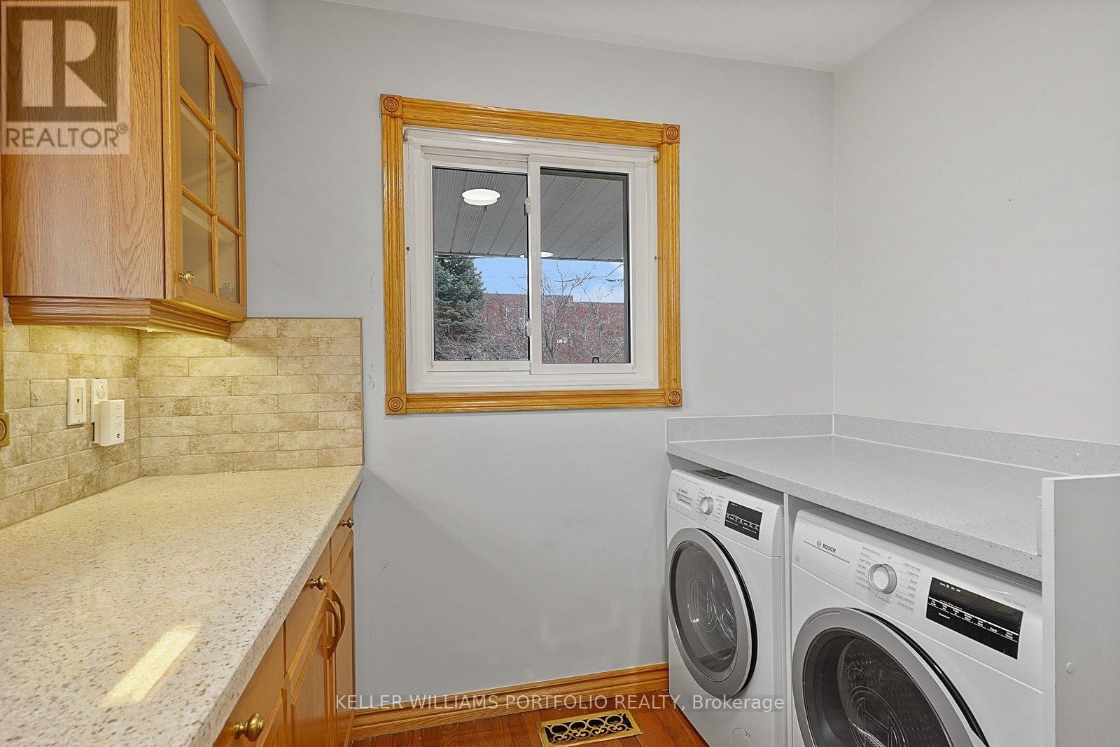 68 ATHABASCA STREET Image 9