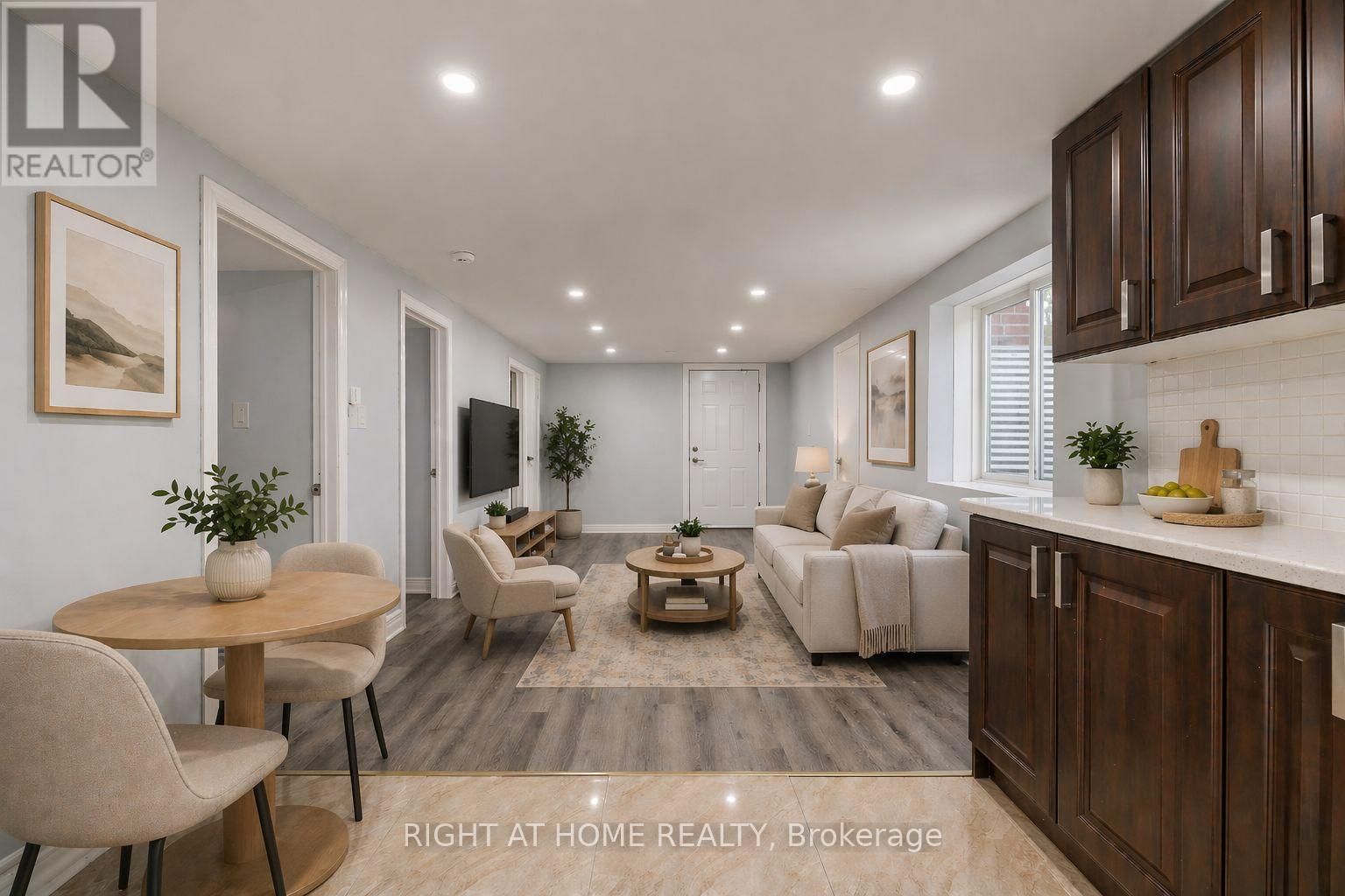 322 JASPER AVENUE Image 13