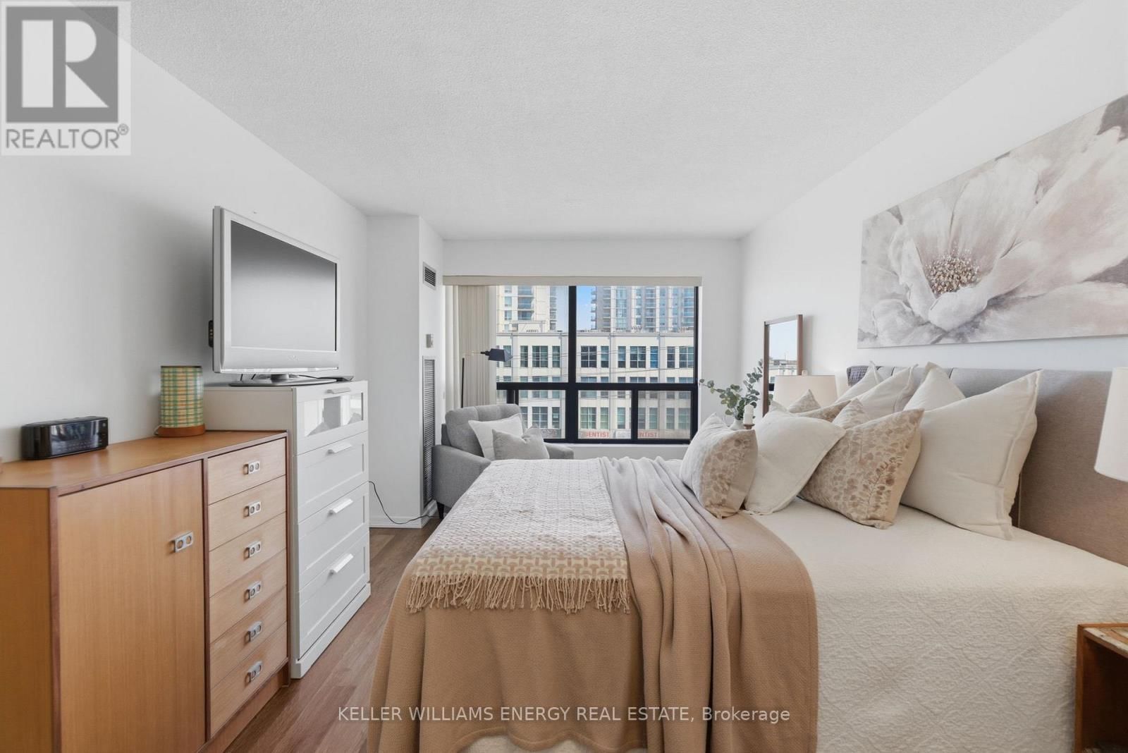 519 - 39 KIMBERCROFT COURT Image 17