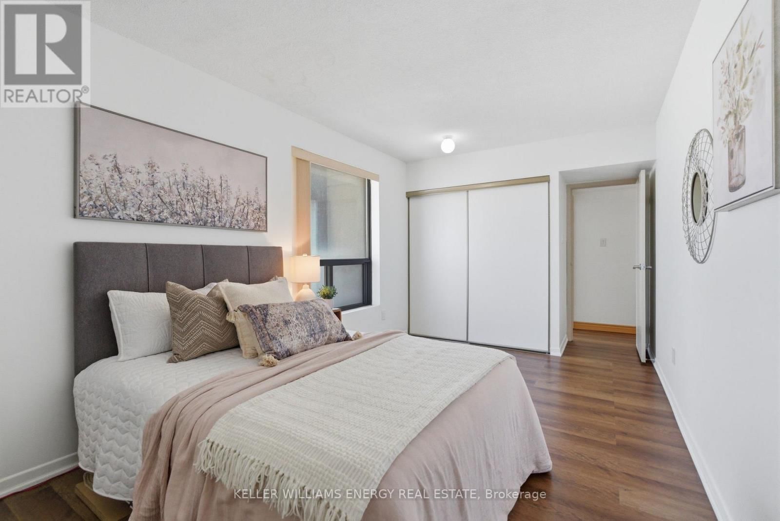 519 - 39 KIMBERCROFT COURT Image 21