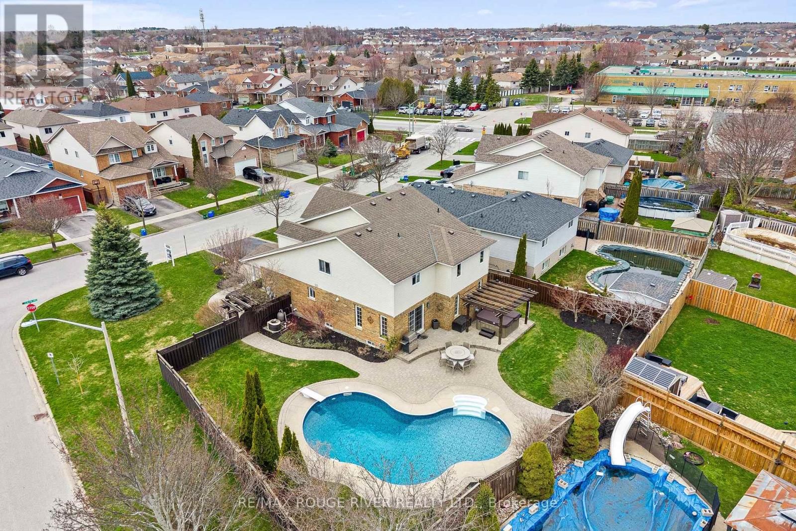 9 CLAYTON CRESCENT Image 46