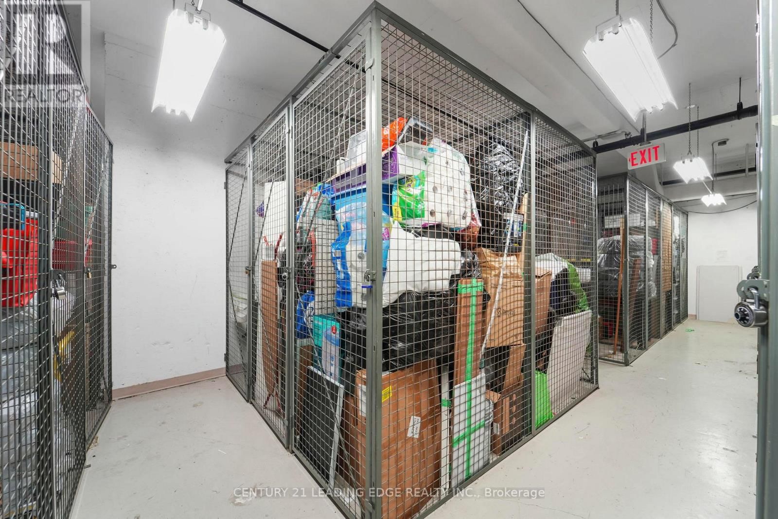 1609 - 11 LEE CENTRE DRIVE Image 22