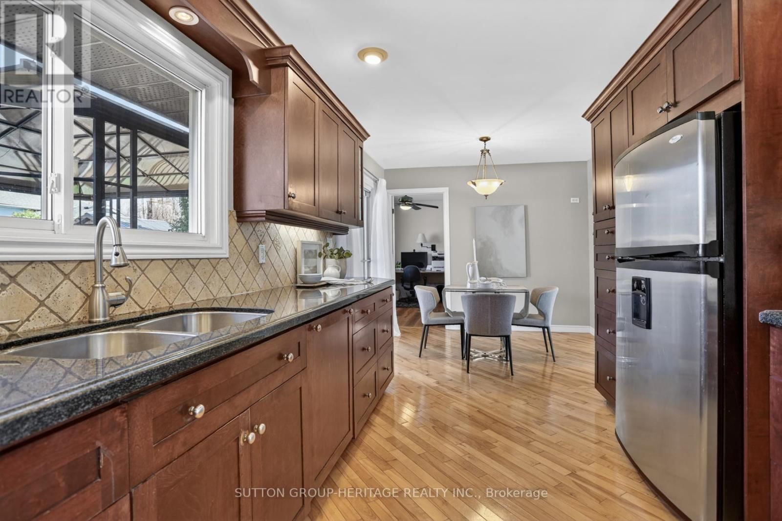 859 WESTDALE STREET Image 13