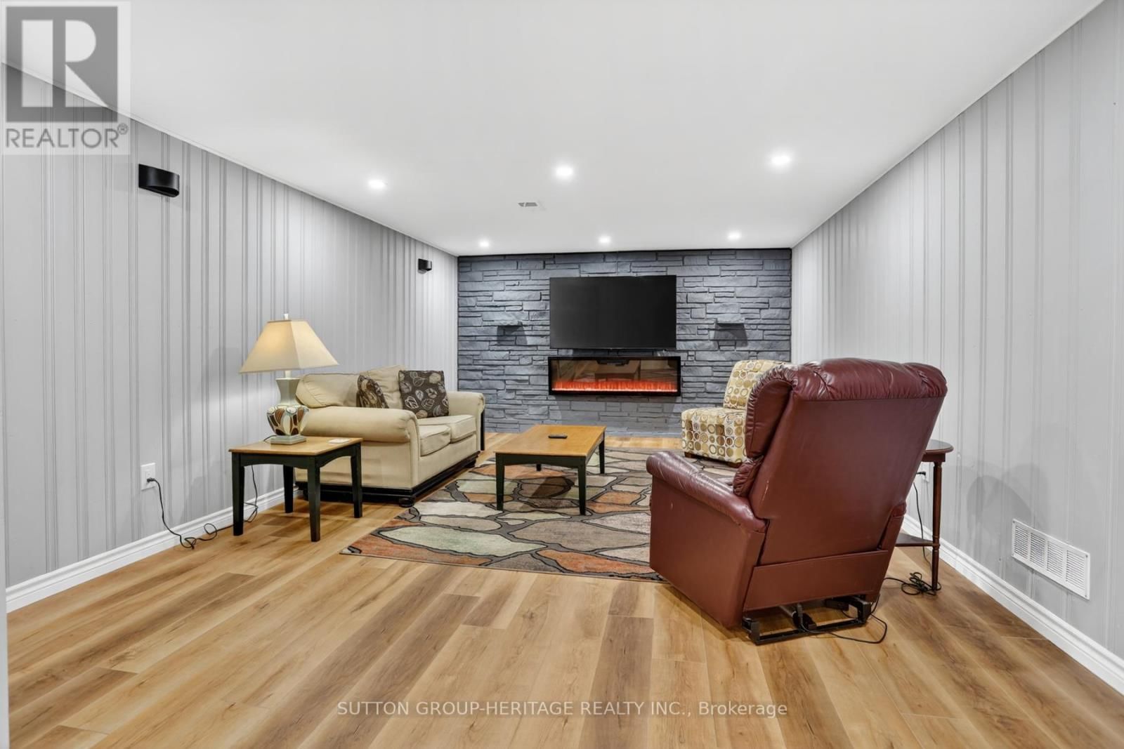 859 WESTDALE STREET Image 36