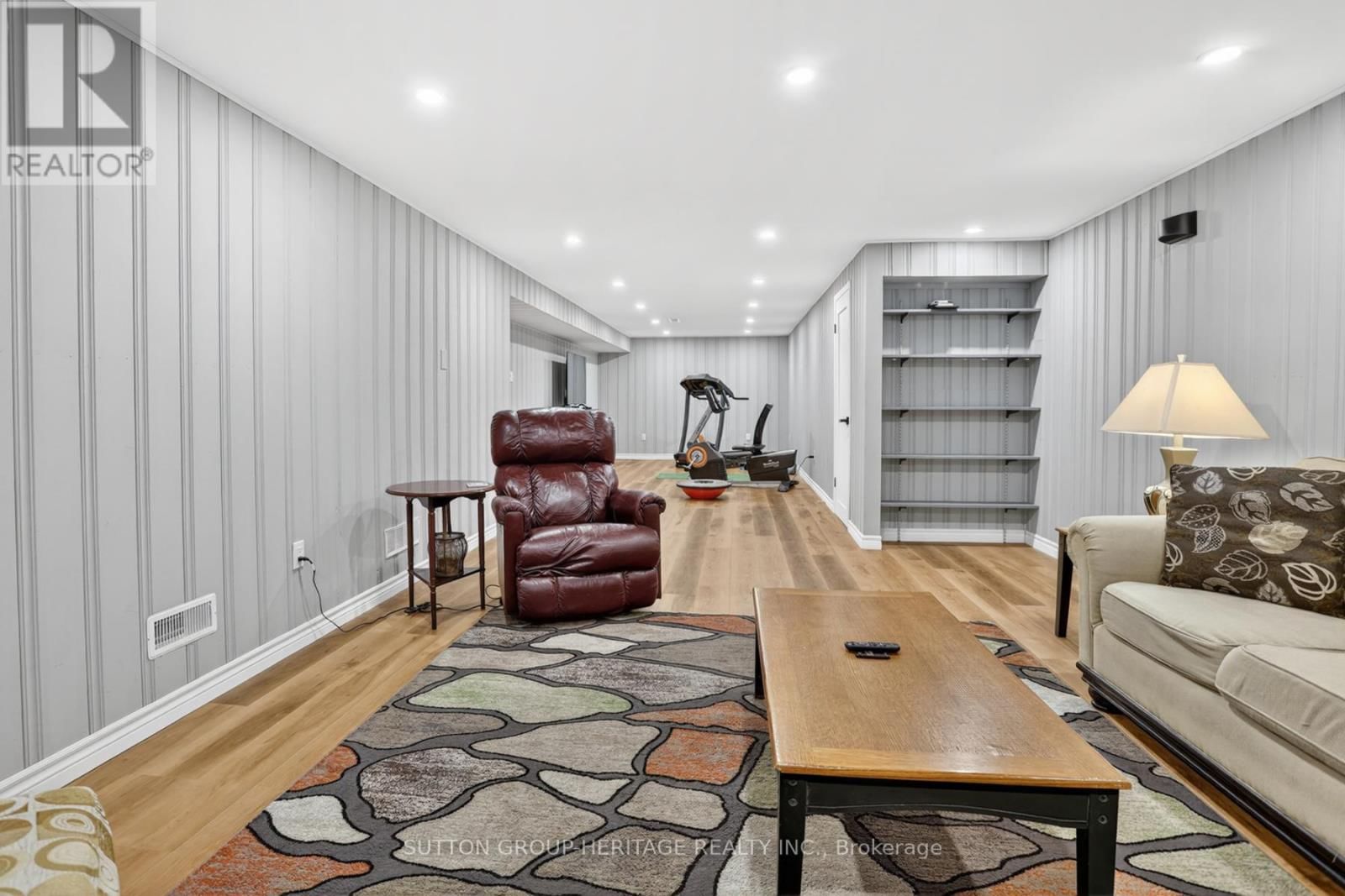 859 WESTDALE STREET Image 40