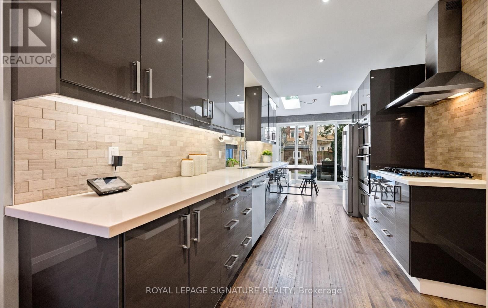 259 BOOTH AVENUE Image 8