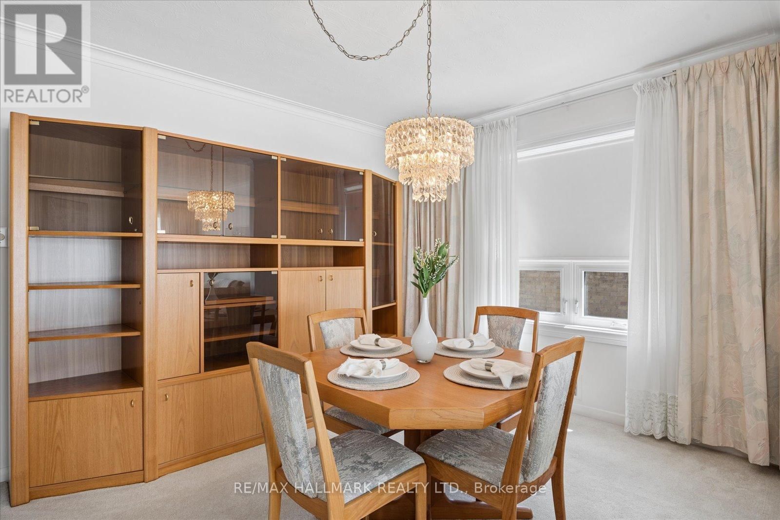 63 MONTVALE DRIVE Image 12