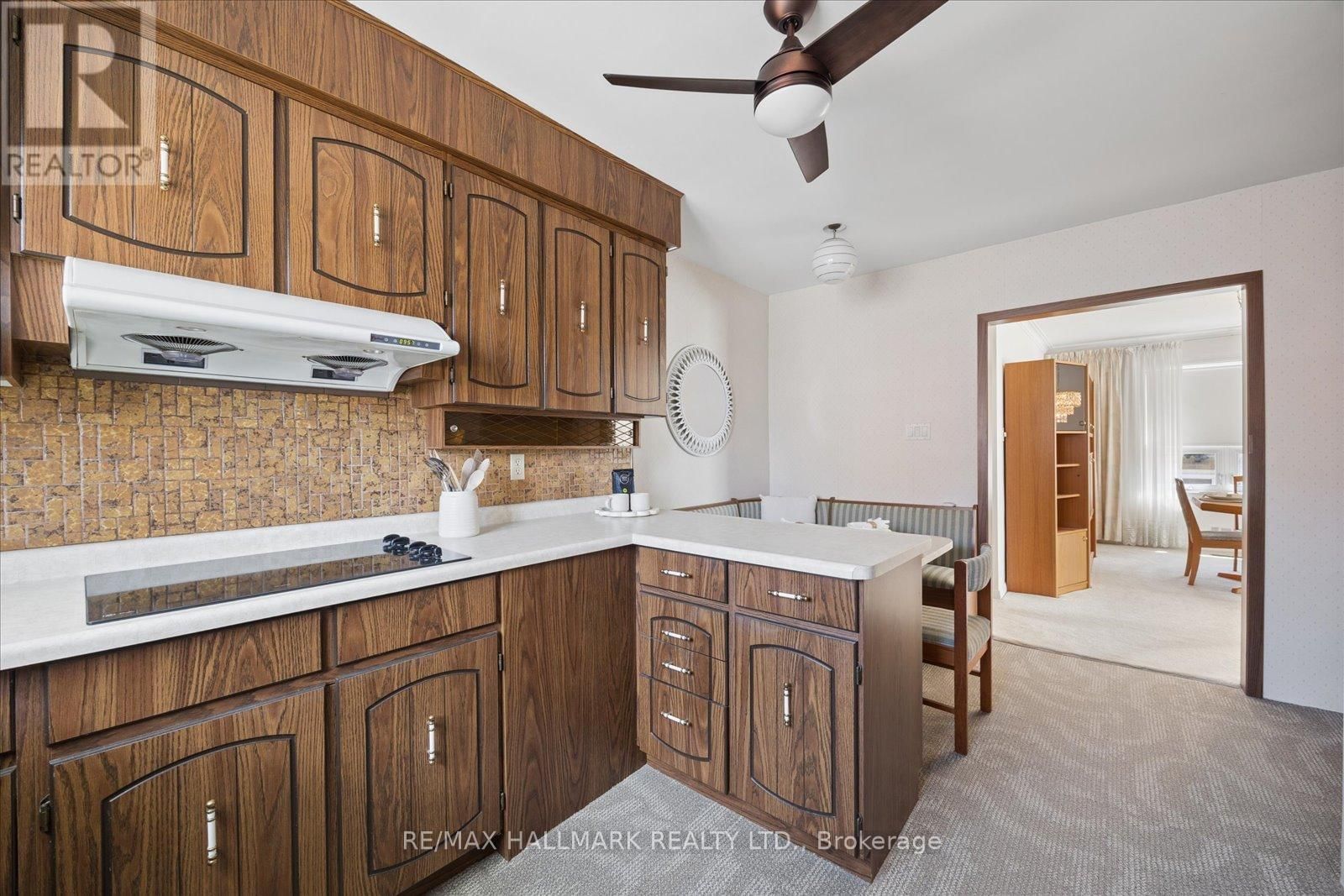 63 MONTVALE DRIVE Image 15