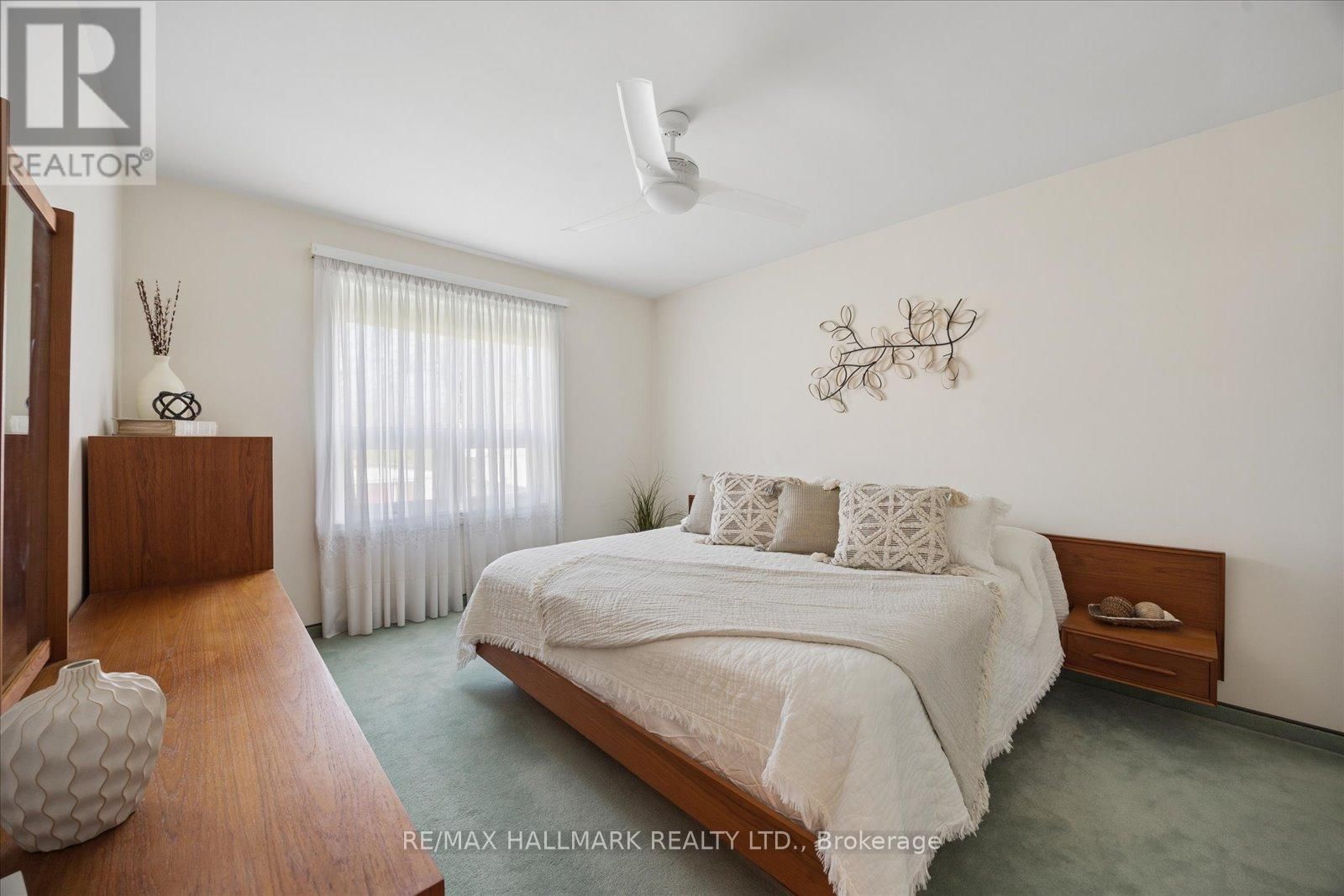 63 MONTVALE DRIVE Image 19