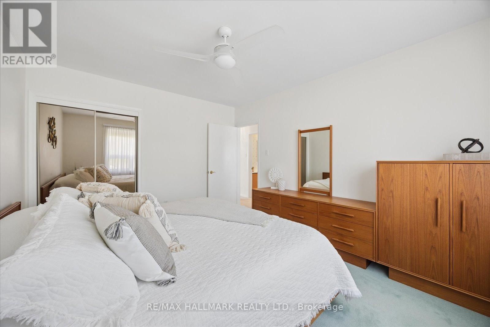 63 MONTVALE DRIVE Image 20