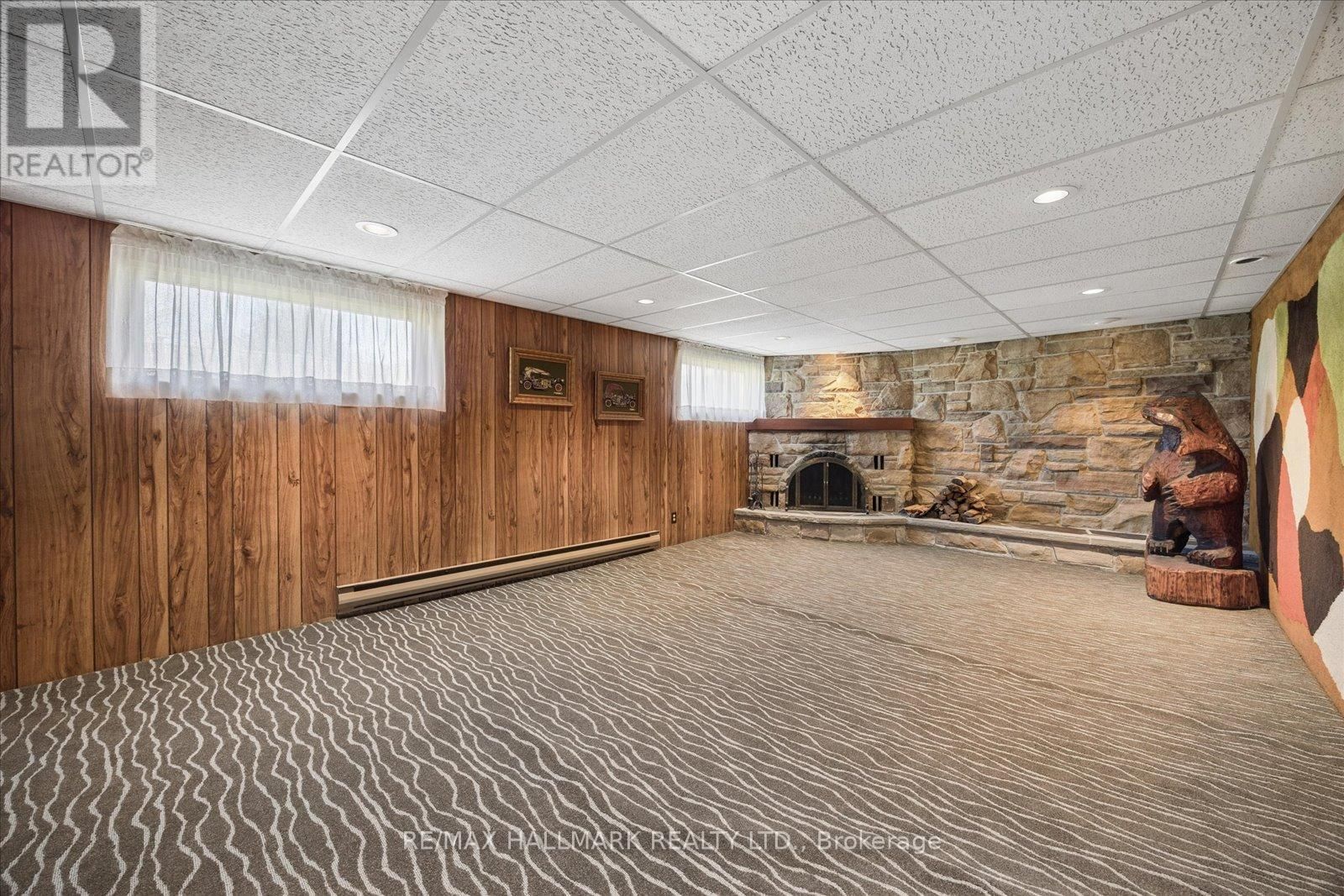 63 MONTVALE DRIVE Image 28