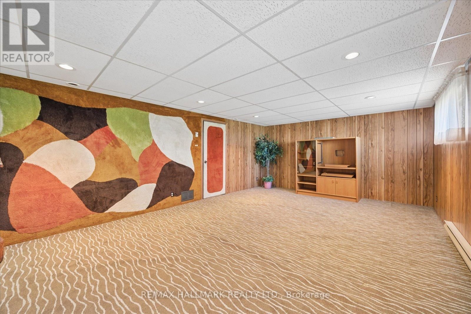 63 MONTVALE DRIVE Image 30