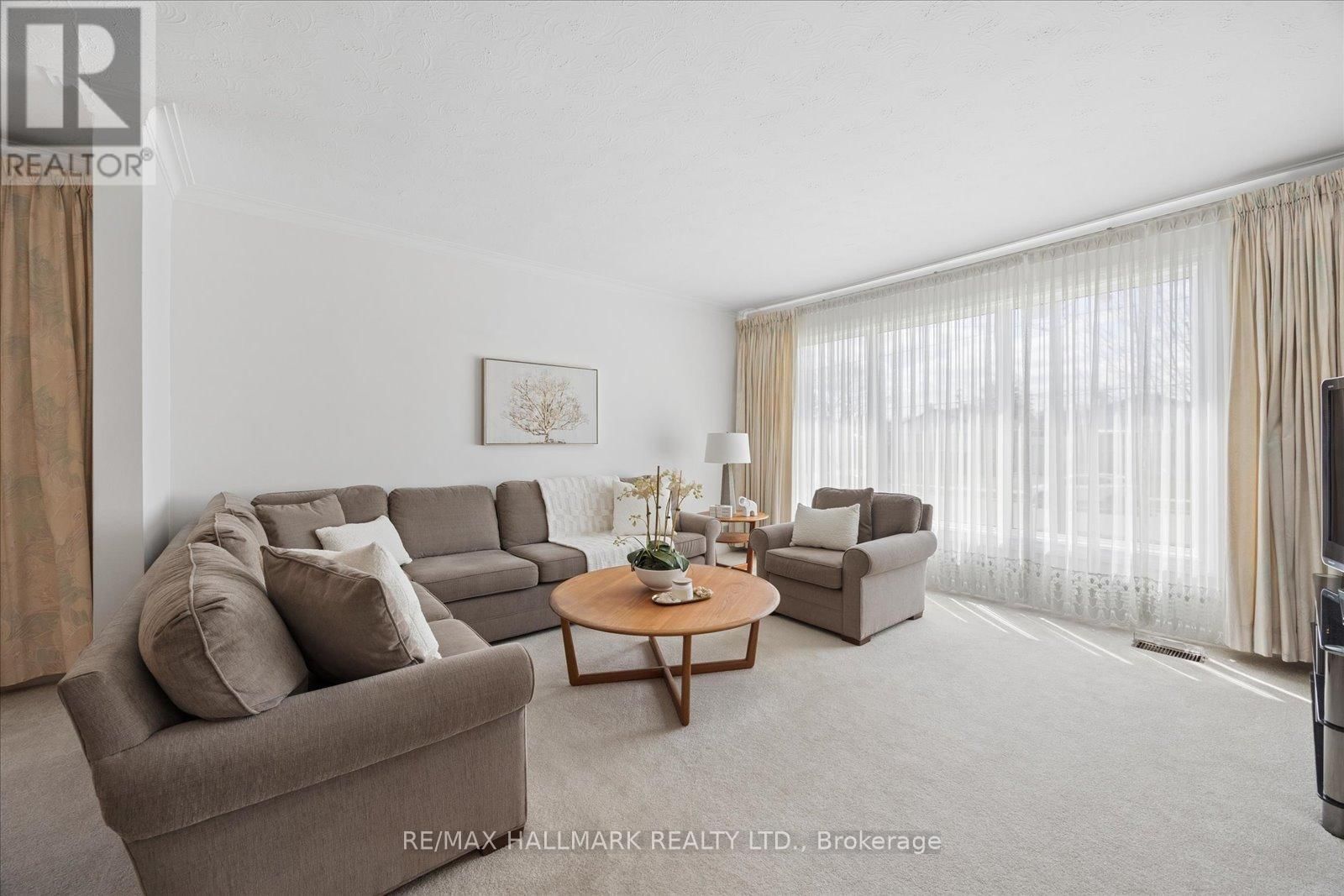 63 MONTVALE DRIVE Image 4