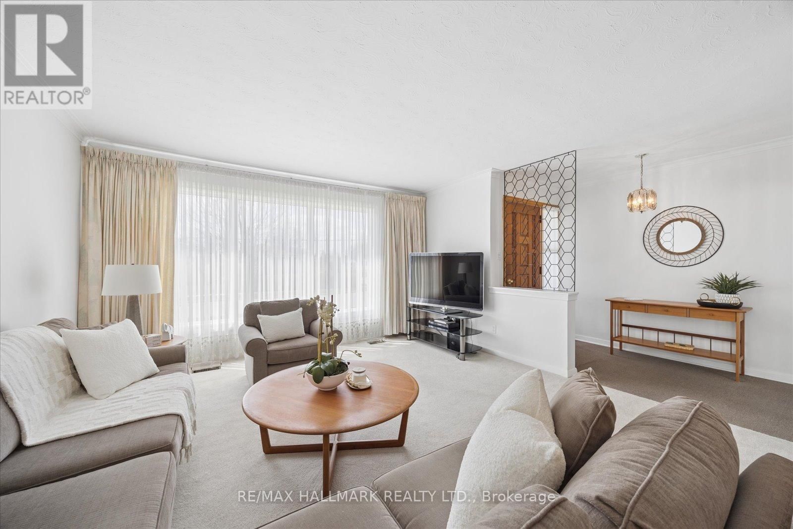 63 MONTVALE DRIVE Image 5