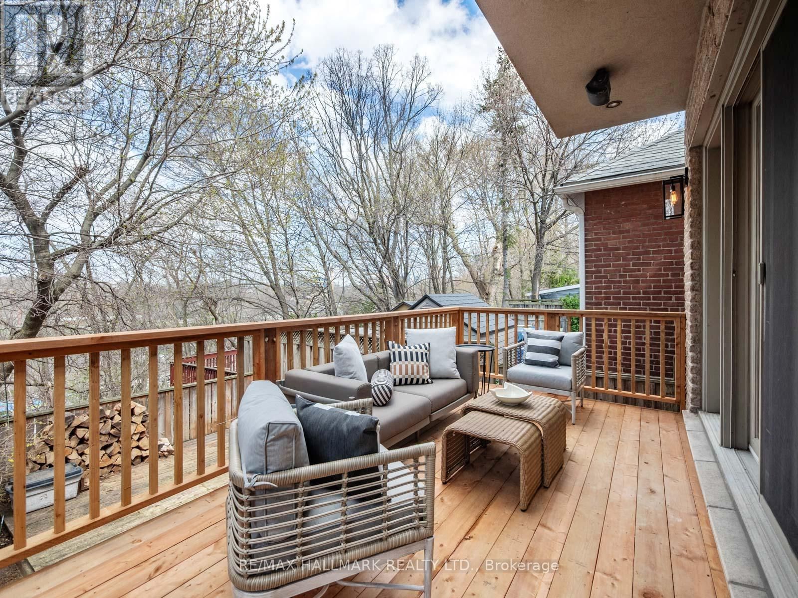 122 HOPEDALE AVENUE Image 10