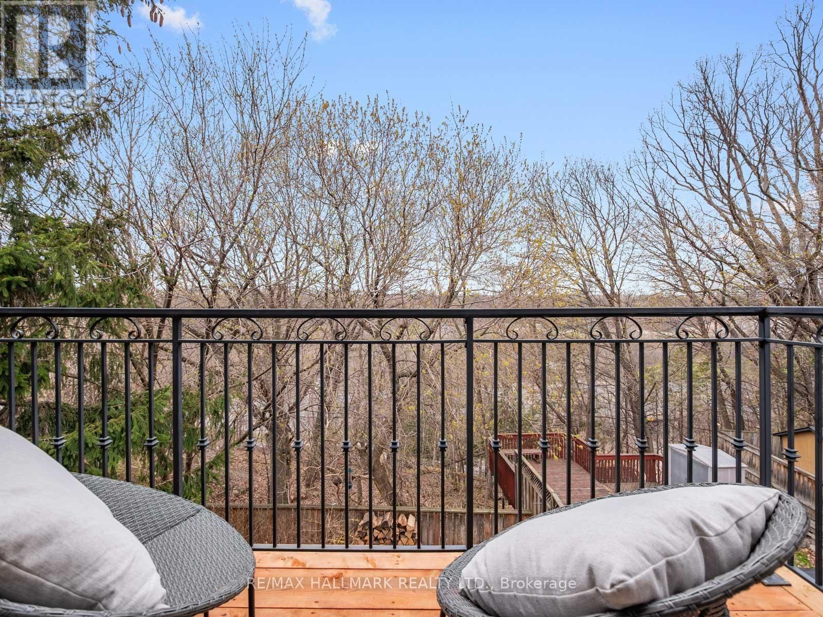 122 HOPEDALE AVENUE Image 24