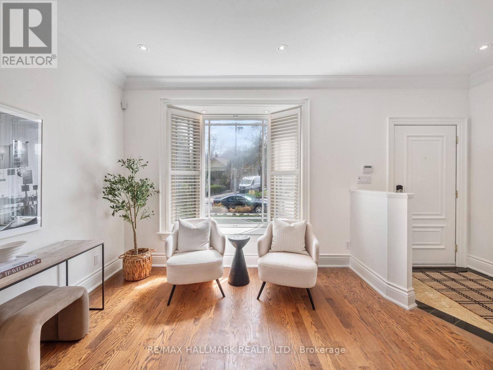 122 HOPEDALE AVENUE Image 3