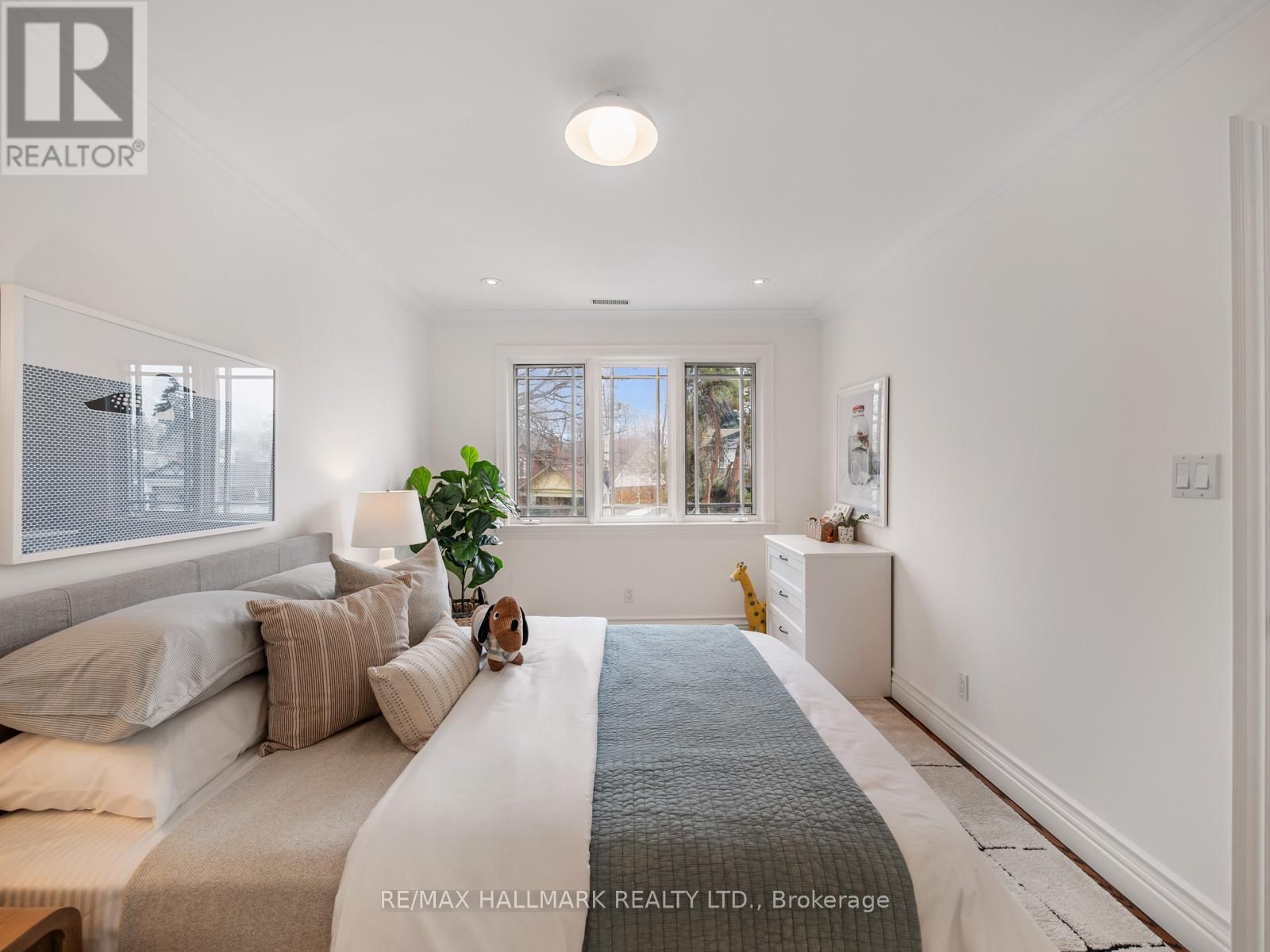 122 HOPEDALE AVENUE Image 31