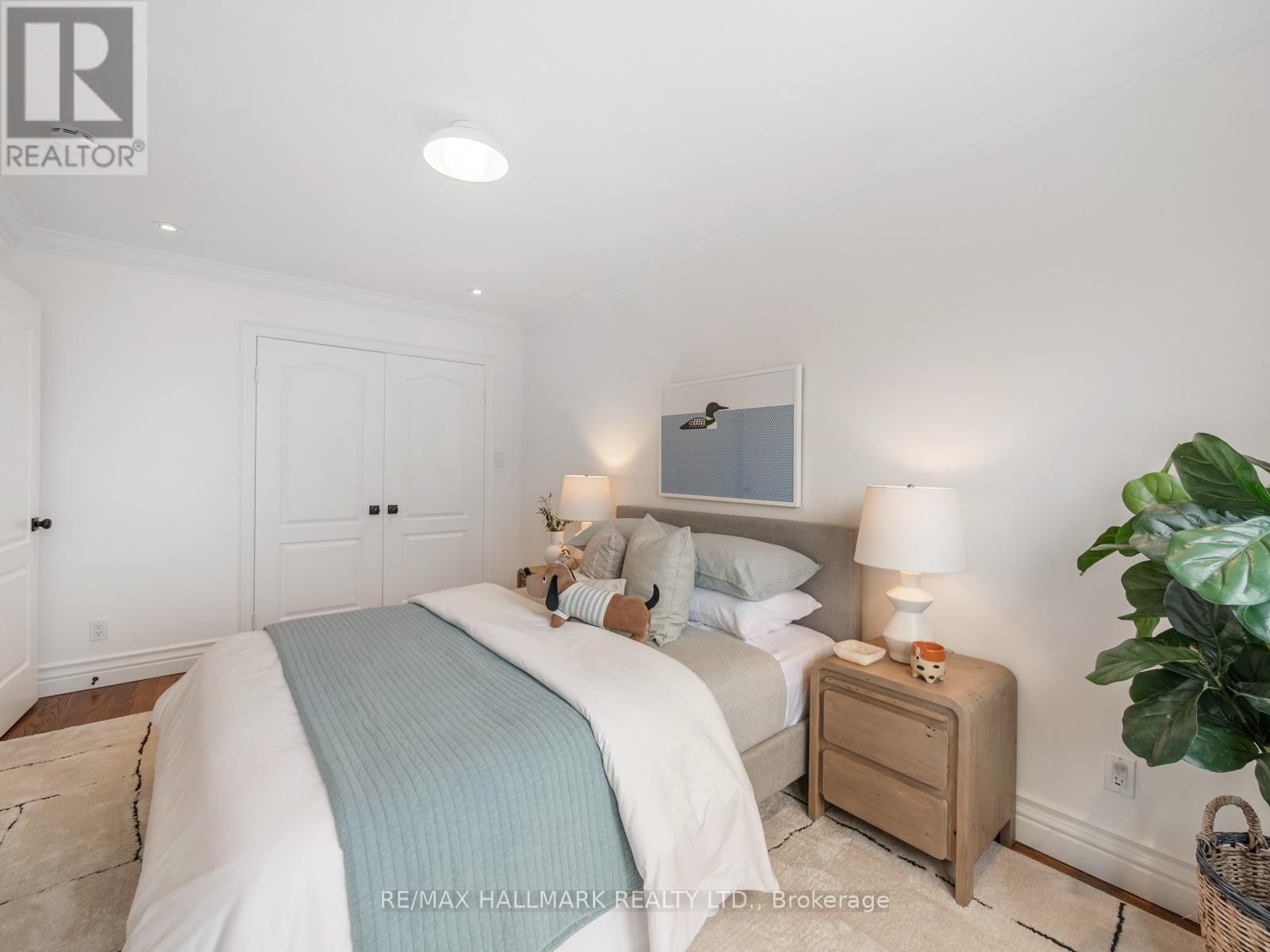 122 HOPEDALE AVENUE Image 32