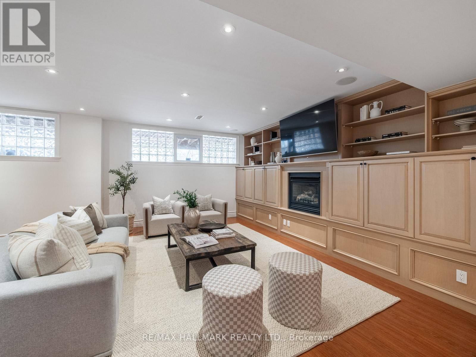 122 HOPEDALE AVENUE Image 33