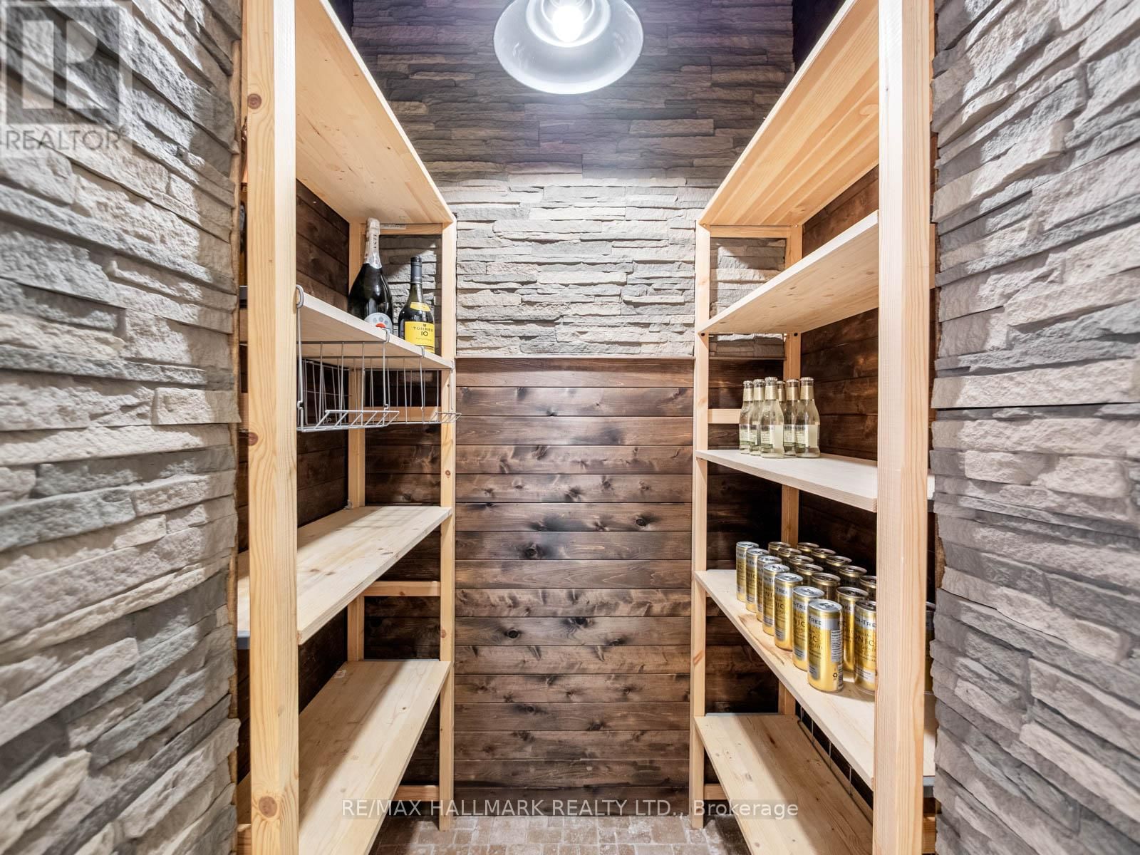 122 HOPEDALE AVENUE Image 45