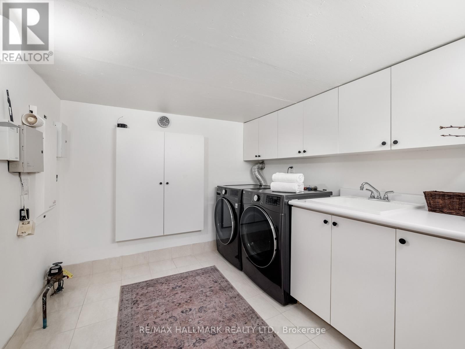 122 HOPEDALE AVENUE Image 46