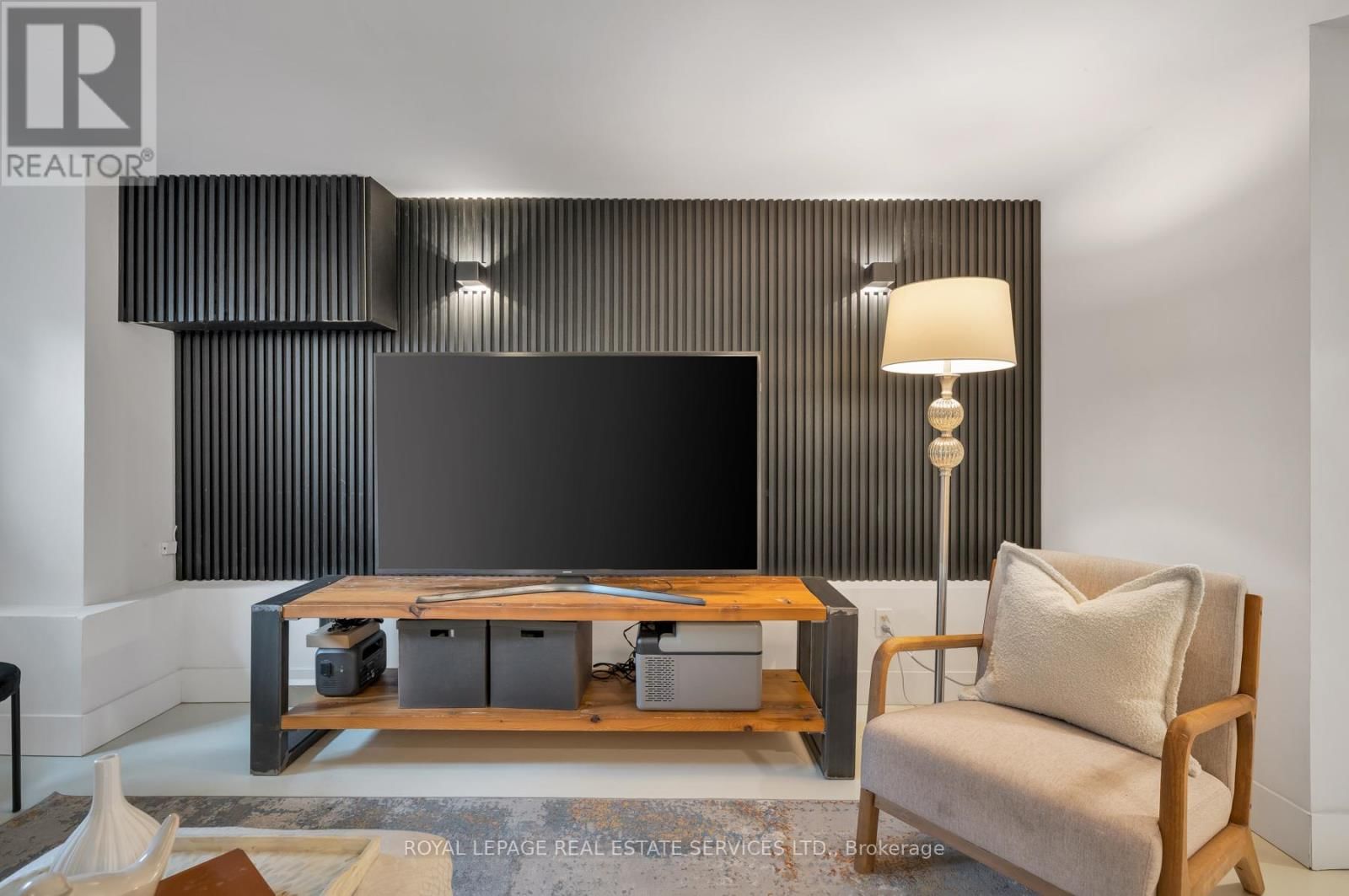 164 MUNRO STREET Image 35