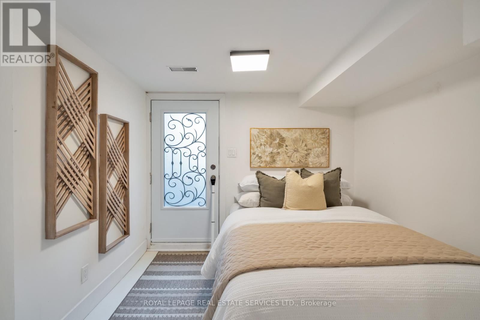 164 MUNRO STREET Image 37