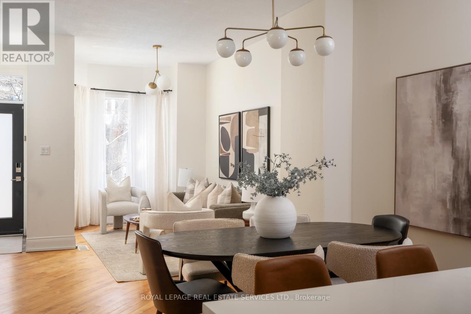 164 MUNRO STREET Image 6