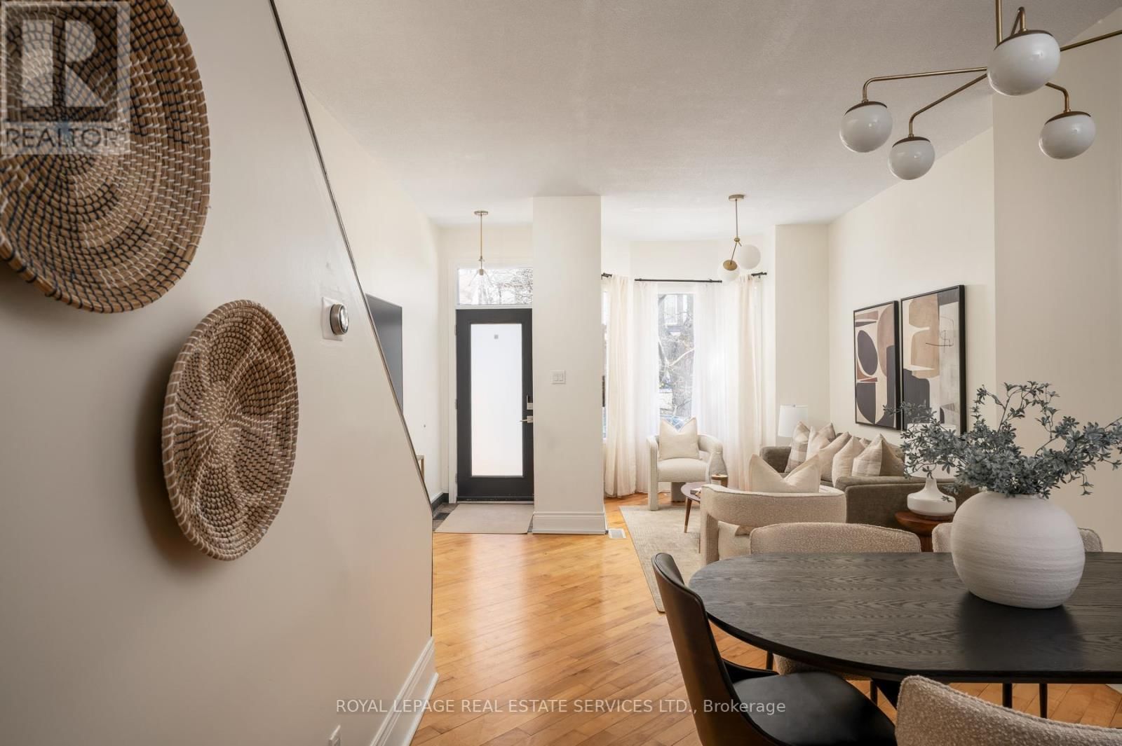 164 MUNRO STREET Image 8