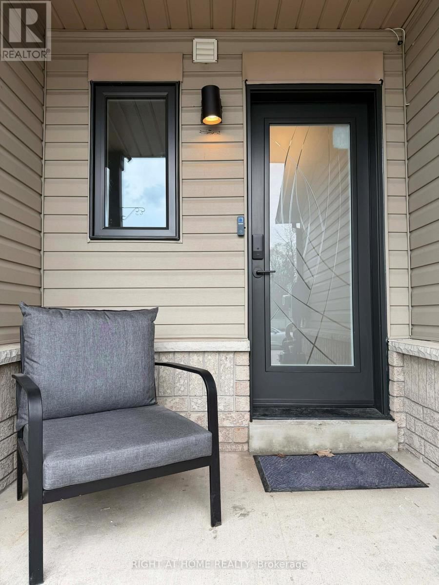 63 CANDLEBROOK DRIVE SOUTH Image 2