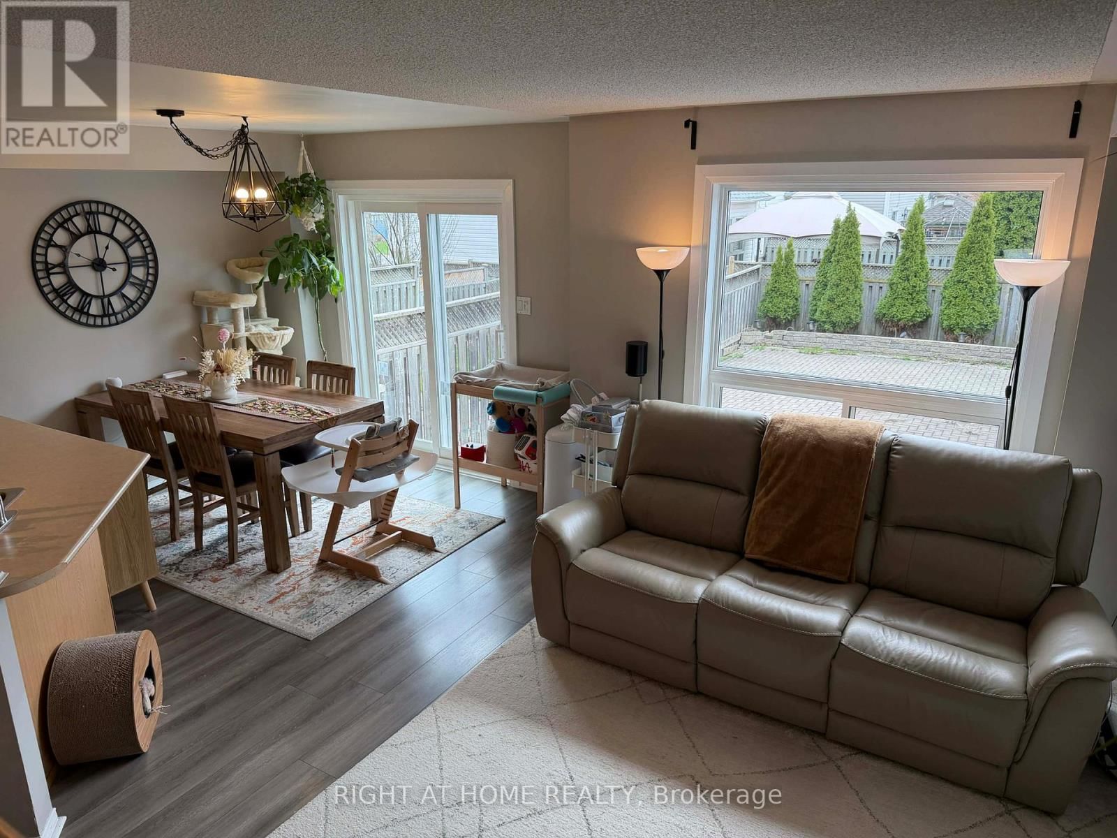 63 CANDLEBROOK DRIVE SOUTH Image 27