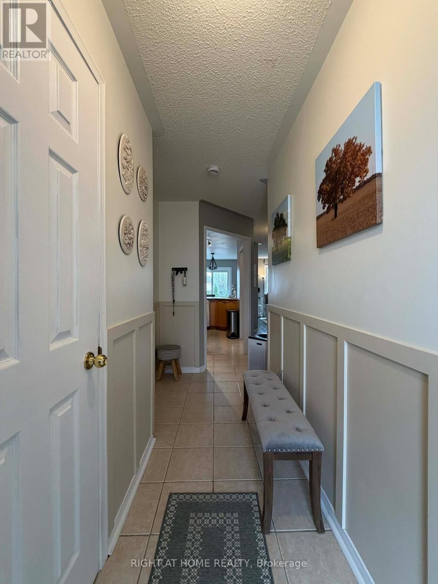 63 CANDLEBROOK DRIVE SOUTH Image 3