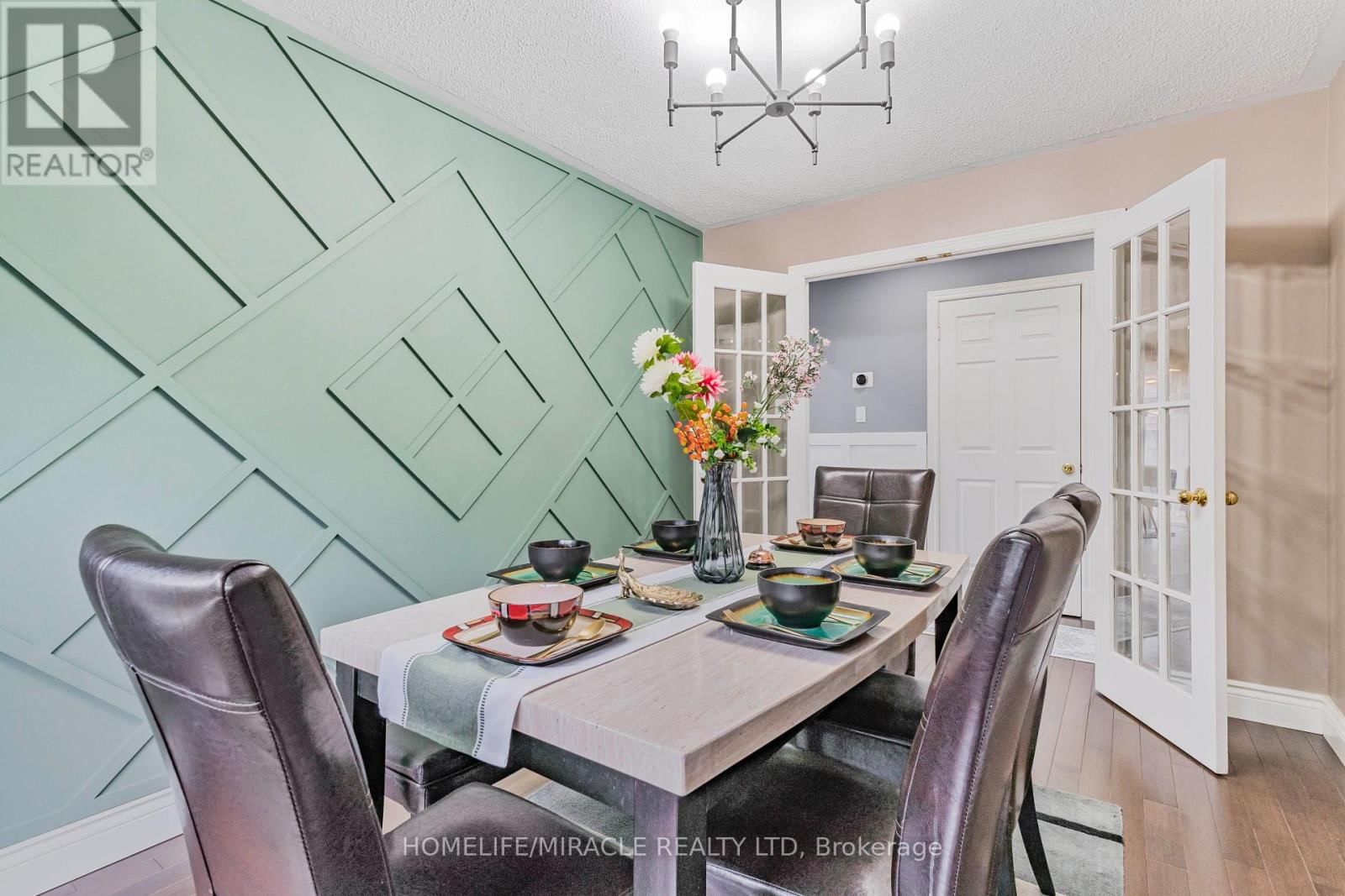 33 AUBURN LANE Image 22