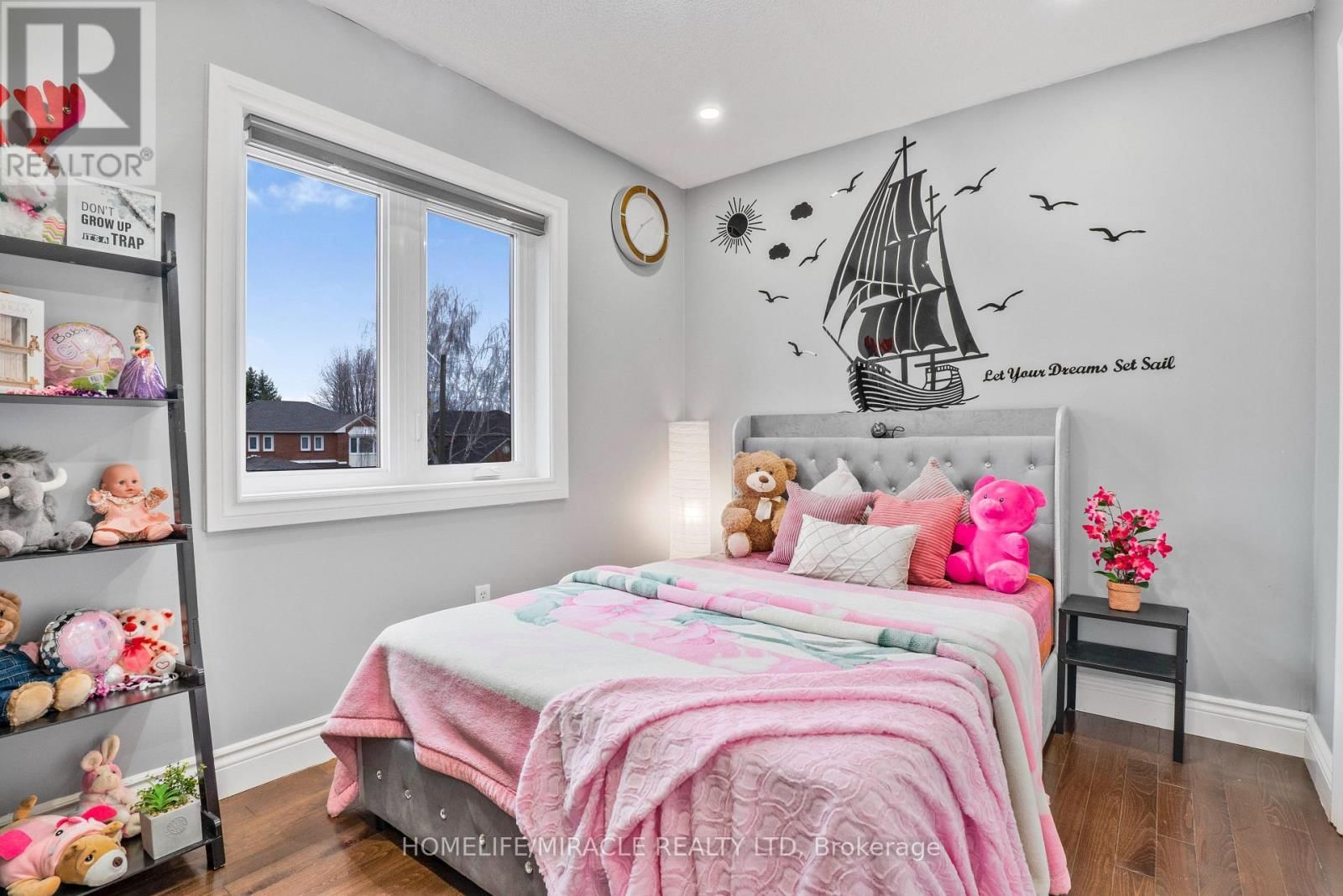 33 AUBURN LANE Image 33