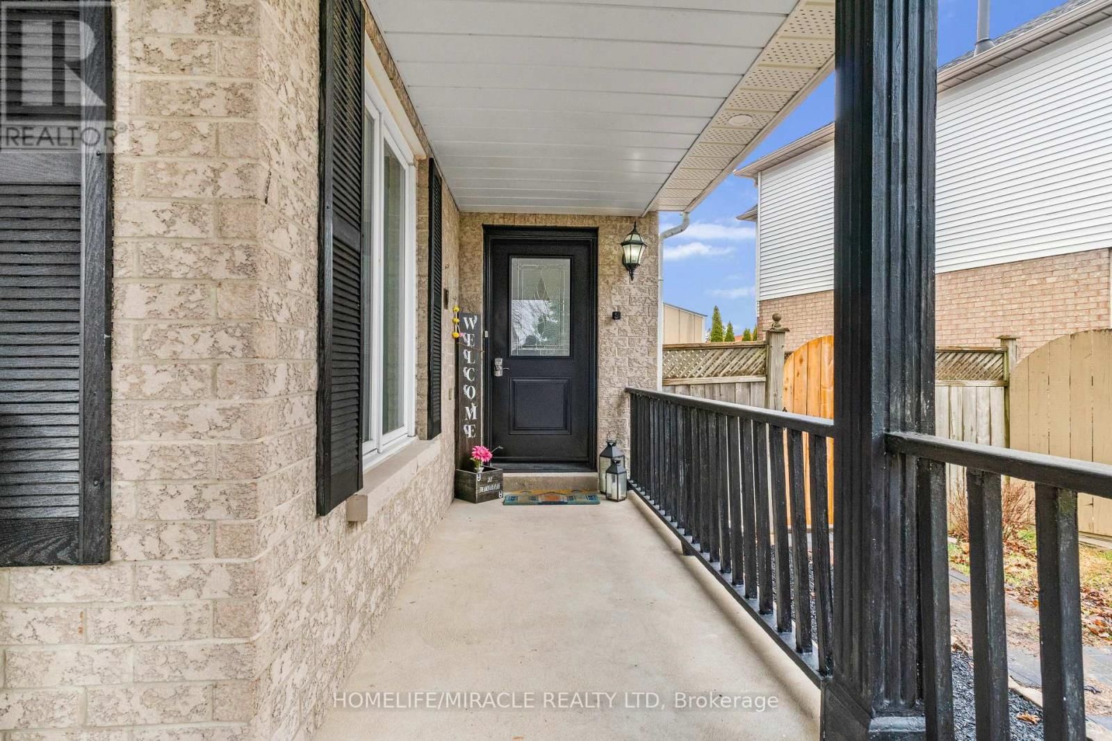 33 AUBURN LANE Image 4