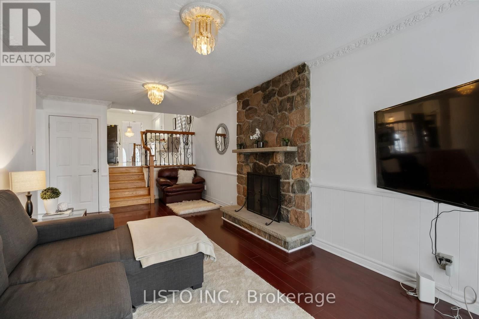 43 ROBBINSTONE DRIVE Image 21