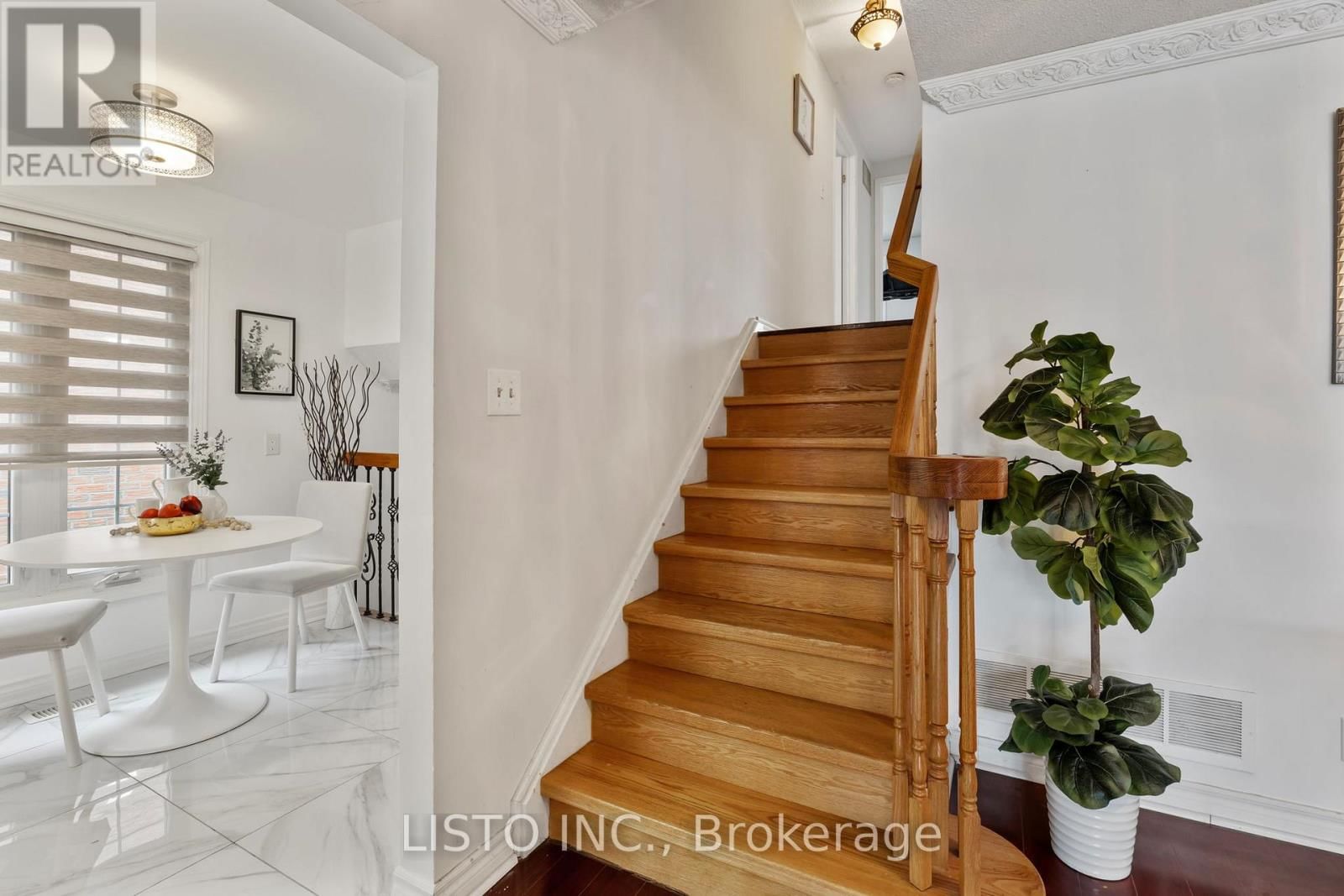 43 ROBBINSTONE DRIVE Image 25