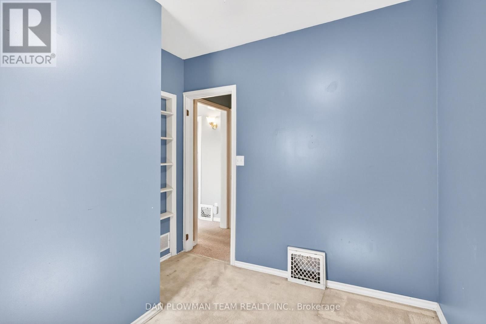 23 PATRICIA AVENUE Image 17