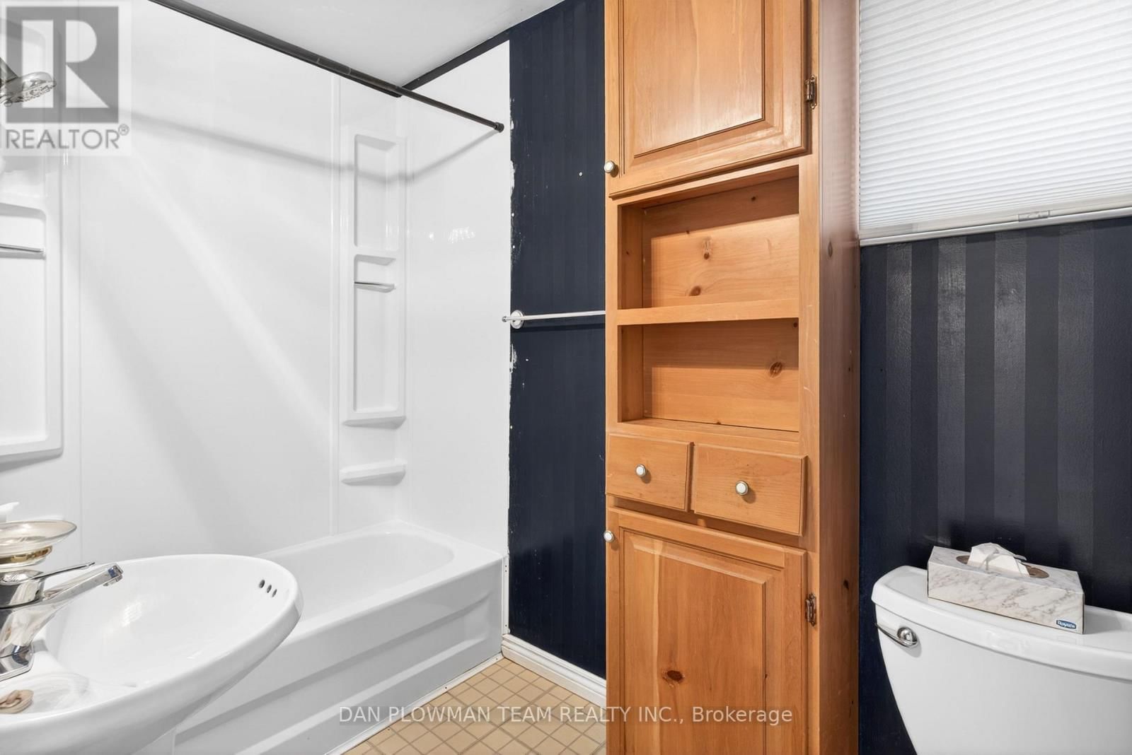 23 PATRICIA AVENUE Image 18