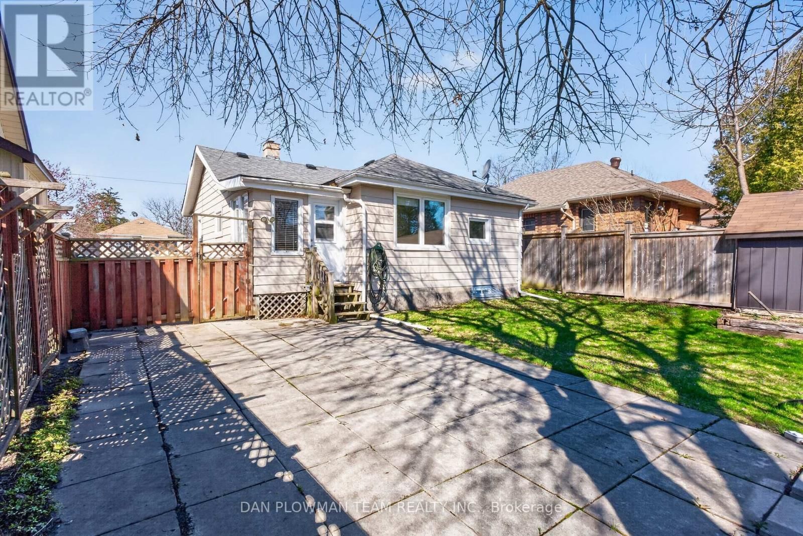 23 PATRICIA AVENUE Image 20