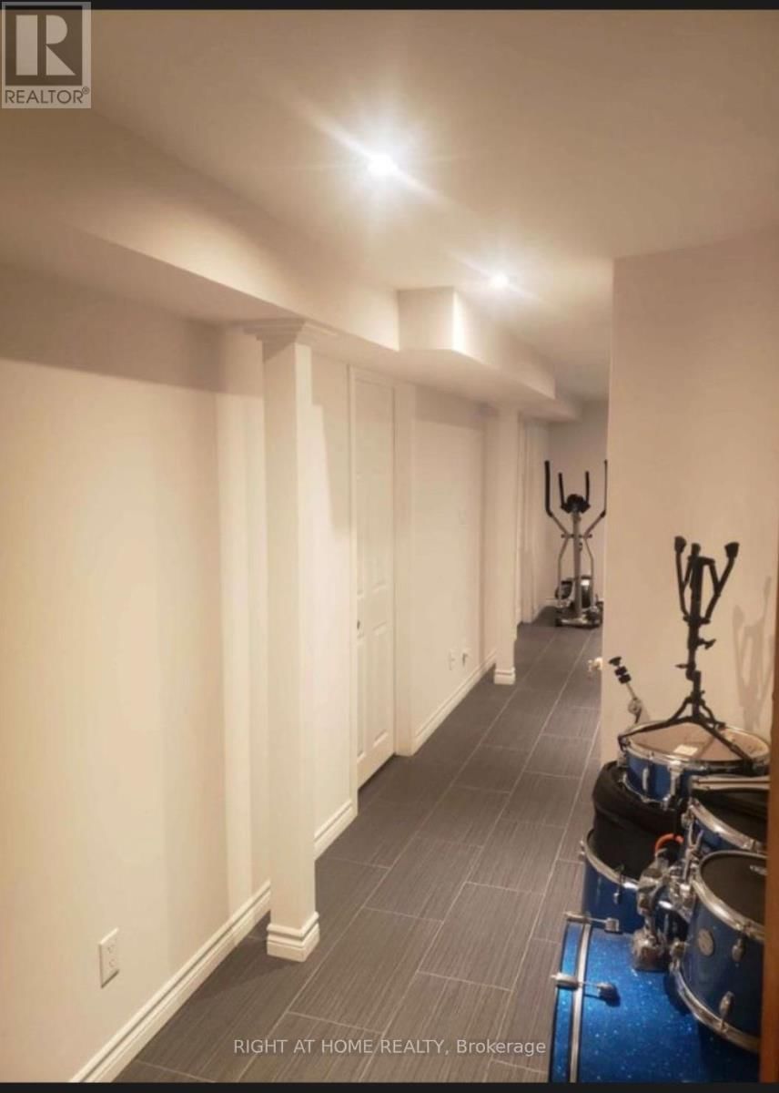 Bsmt 1 - 16 MORBANK DRIVE Image 7