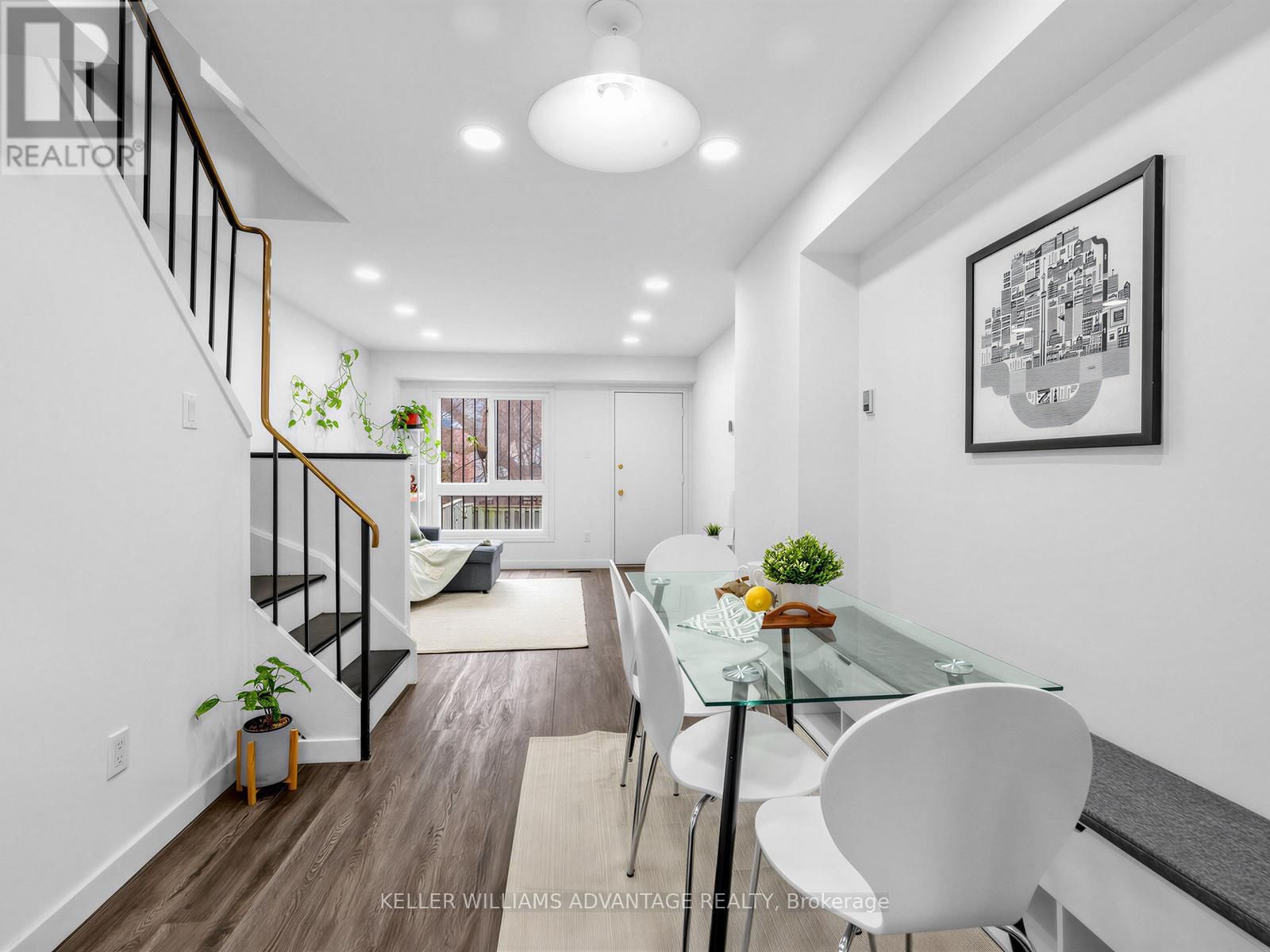 159 - 275 BROADVIEW AVENUE Image 4